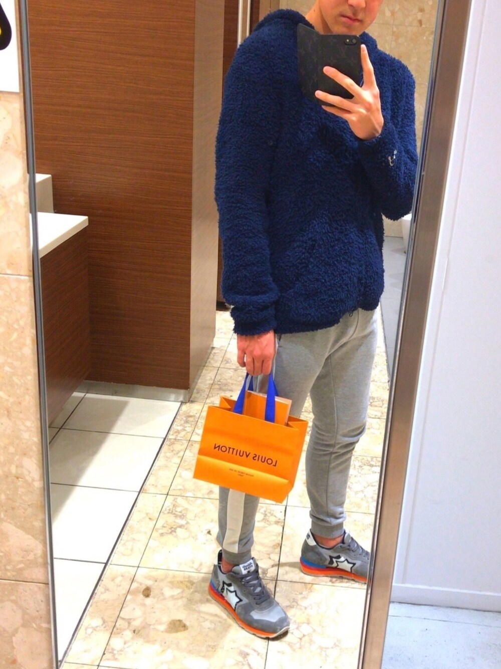 「お洒落さんとつながりたい、休日スタイル、アトランティックスターズ、JIGGYS SHOP、コスパ良し、ラインパンツ」｜「RonHerman VINTAGEのアイテム（ジャケット/アウター、ブルー系）」を使った、サトシさん（メンズ・174cm）の春コーディネートの1枚目の写真