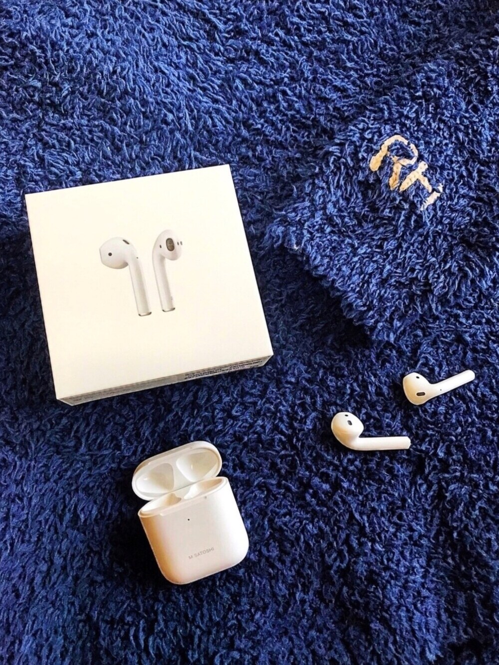 「平成最後のWEARISTAセンバツ、Airpods、ロンハーマン、いいね、save、フォローお願いします🤑、airpods民、3150」｜「RonHerman VINTAGEのアイテム（ジャケット/アウター、ブルー系）」を使った、サトシさん（メンズ・174cm）の春コーディネートの1枚目の写真