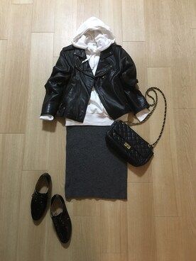 「Deuxieme Classe（ドゥーズィエムクラス）のアイテム（ライダースジャケット）」を使った、mirukuさん（レディース・157cm）の冬コーディネート