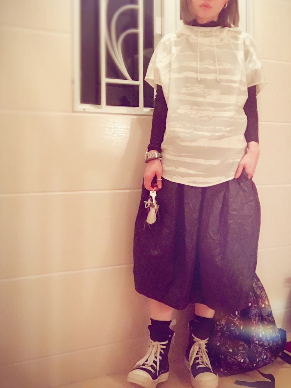 「demoo parkchoonmoo、COMME des GARCONS、RICK OWENS、VANS、VANS OLDSKOOL、ＳＮＯＯＰＹ　、カジュアル、冬、冬コーデ、hkgirl」｜「DEMOO PARKCHOONMOOのアイテム（トップス、ホワイト系）」を使った、elppaKさん（レディース・161cm）の冬コーディネートの1枚目の写真