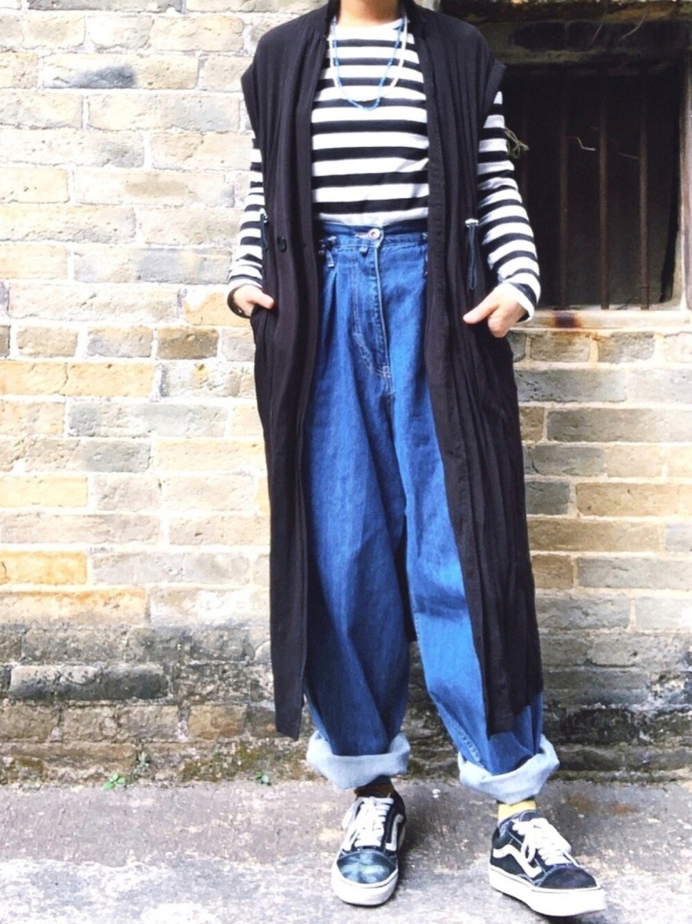 「murua、楽チンコーデ、春、outfit、VANS、Vivienne Westwood、MUJI、hkgirl、niko and ...」｜「MUJI Laboのアイテム（トップス、ホワイト系）」を使った、elppaKさん（レディース・161cm）の冬コーディネートの1枚目の写真