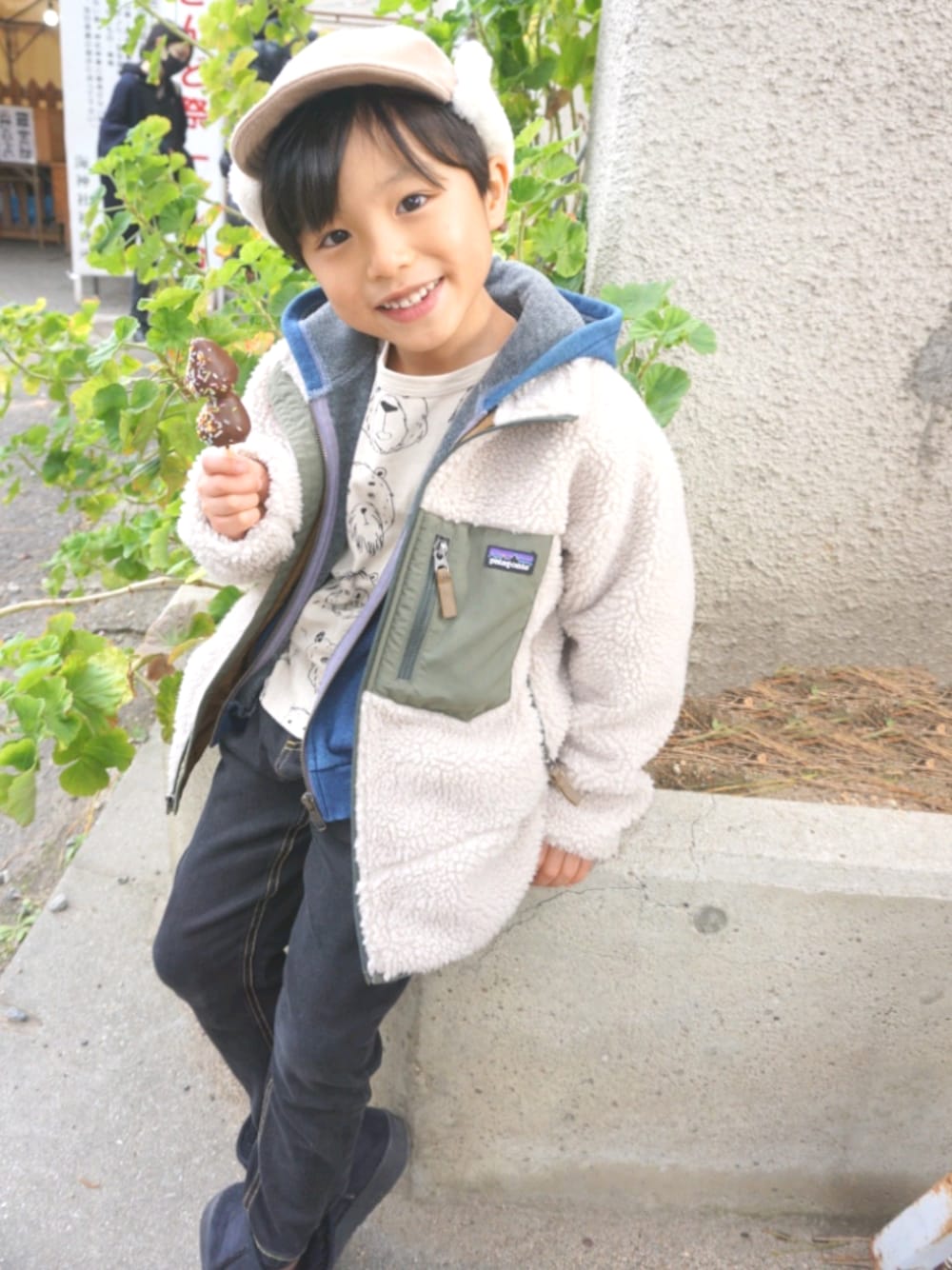 「make your day、男の子コーデ、むすこーで、フライトキャップ、パタゴニア、patagonia、レトロX、休日スタイル」｜「patagoniaのパタゴニア / ボーイズ・レトロX・ジャケット（ダウンジャケット/コート、その他）」を使った、アキラさん（キッズ・110cm）の冬コーディネートの1枚目の写真