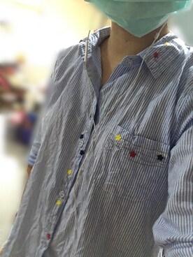 「可愛いシャツのアイテム（シャツ/ブラウス、ブルー系）」を使った、ニャンさん（レディース・155cm）の秋コーディネート