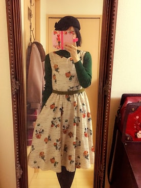 「緑ニット」｜「アイテム（ハンチング/ベレー帽）」を使った、✂︎なつみ୨୧⑅さん（レディース・168cm）の冬コーディネート