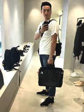 「NIEL BARETT（二ールバレット）のアイテム」を使った、Gary Loさん（メンズ・189cm）の夏コーディネート