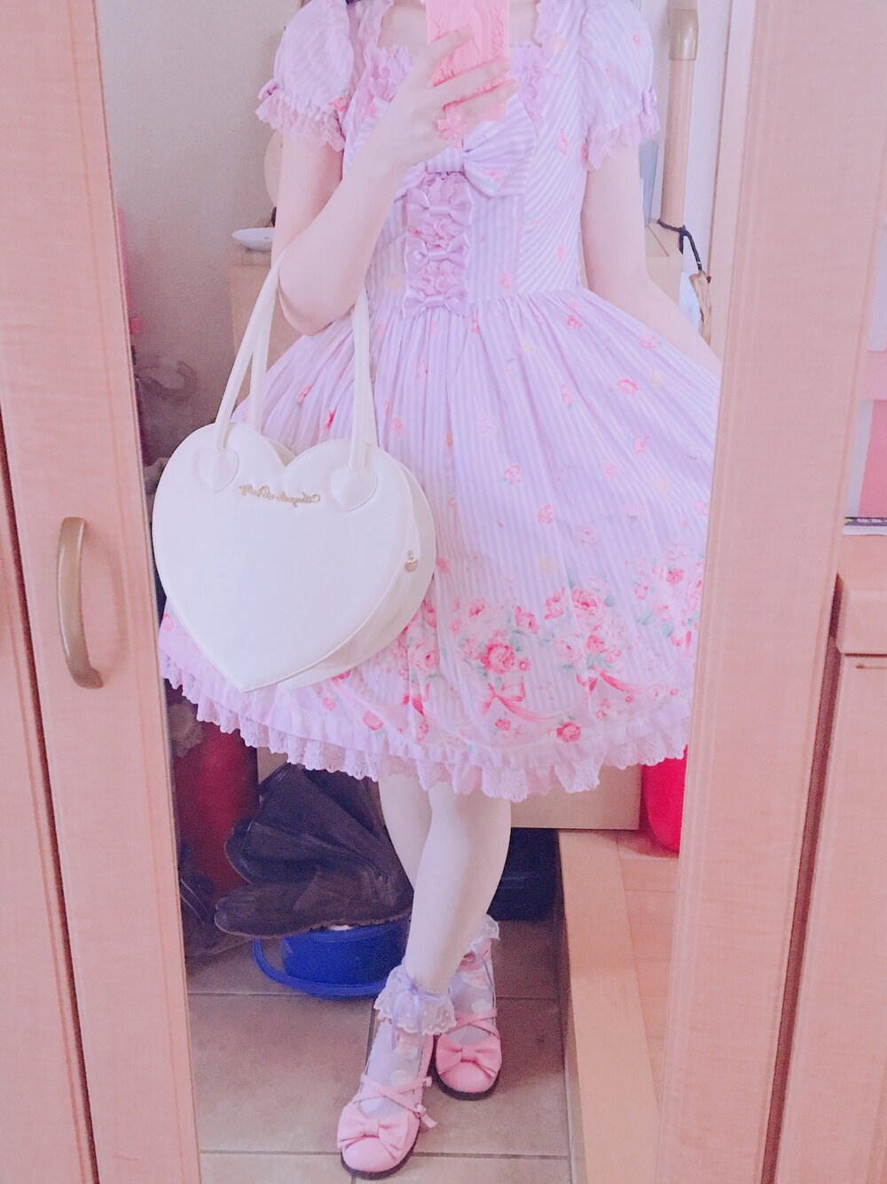 「春夏コーデ、Angelic Pretty、angelicpretty、ロリータ」｜「Angelic Prettyのアイテム（ワンピース、パープル系）」を使った、Rinoさん（レディース・164cm）の春コーディネートの1枚目の写真