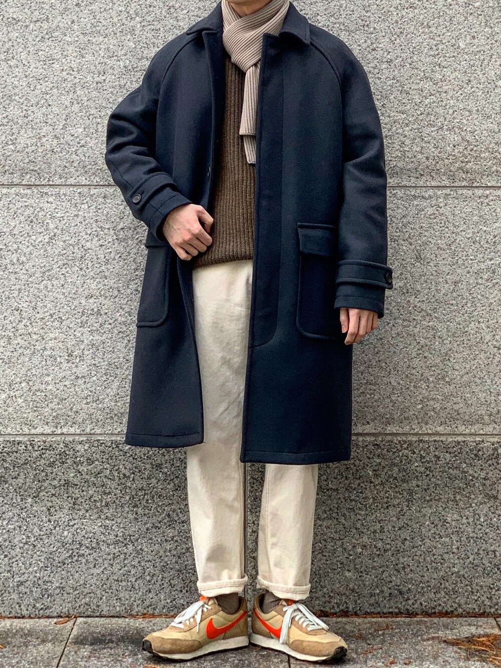 「NIKE、daybreak、Japan、korea、korean、fashion、AMEKAJI、casual、korea style、korean fashion」｜「NIKEのアイテム（スニーカー、ベージュ系）」を使った、gyustar95さん（メンズ・167cm）の春コーディネートの1枚目の写真
