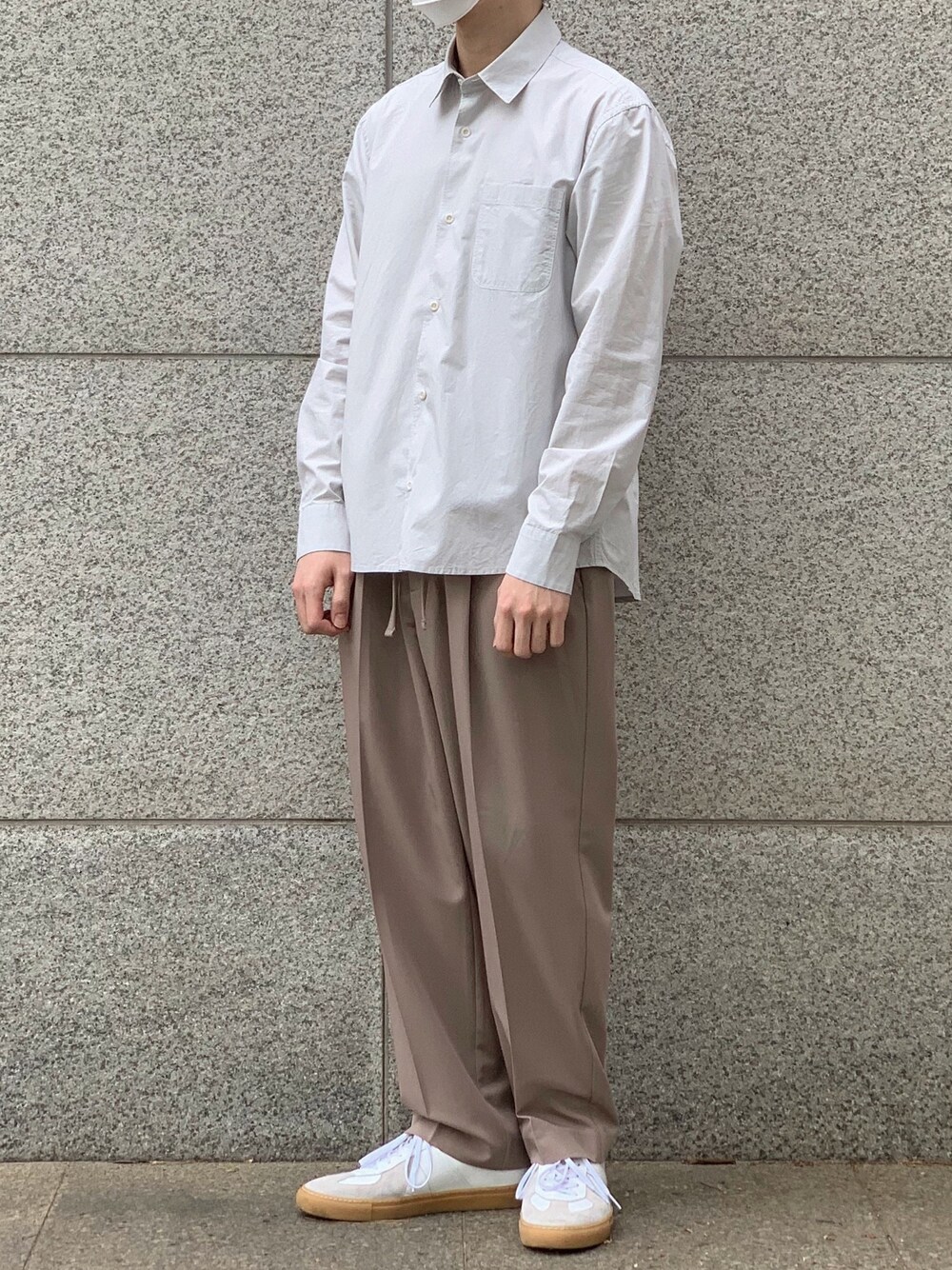 「anotheroffice、korea、korea style、CITYBOY 、boy、minimal、casual、korean、koreanfashion、AMEKAJI」｜「anotherofficeのアイテム（シャツ/ブラウス、シルバー系）」を使った、gyustar95さん（メンズ・167cm）の春コーディネートの1枚目の写真
