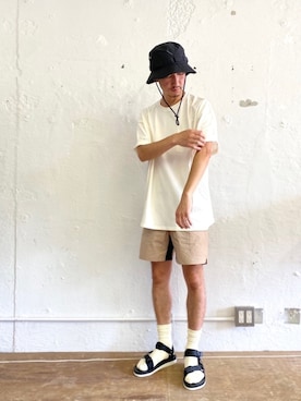 「Saturdays NYC（サタデーズ ニューヨークシティ ）のアイテム（サンダル）」を使った、RYOJIさん（メンズ・174cm）の夏コーディネート