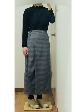 「GU（ジーユー）のアイテム（スカート、グレー系）」を使った、あやＰさん（レディース）の春コーディネート
