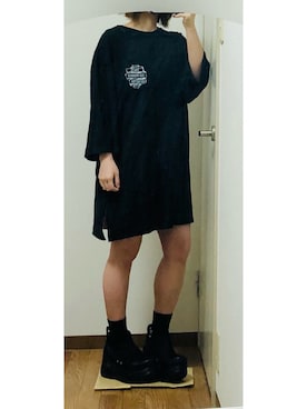 「Dickies（ディッキーズ）のアイテム（パンツ、レッド系）」を使った、あやＰさん（レディース）の春コーディネート