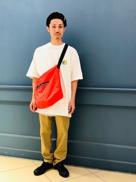 「MANASTASH（マナスタッシュ）のアイテム（バッグ）」を使った、SAKAZAKIさん（メンズ・167cm）の夏コーディネート