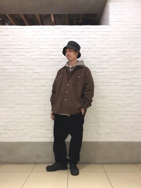 「and wander（アンドワンダー）のアイテム（帽子）」を使った、SAKAZAKIさん（メンズ・167cm）の秋コーディネート