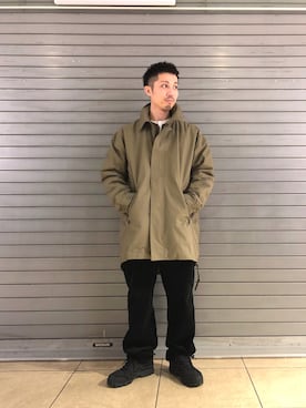 「MANASTASH（マナスタッシュ）のアイテム（ステンカラーコート）」を使った、SAKAZAKIさん（メンズ・167cm）の秋コーディネート