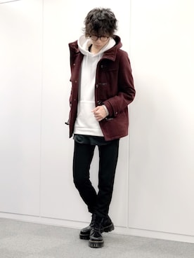「ワインレッド」｜「アイテム（ピーコート）」を使った、麦山弦徒さん（メンズ・178cm）の冬コーディネート