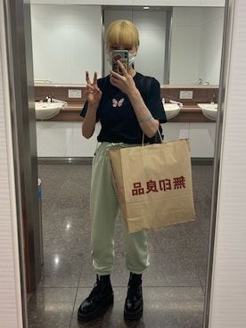 「WC（ダブル シー）のアイテム（Tシャツ/カットソー）」を使った、🦋さん（レディース・160cm）の春コーディネート