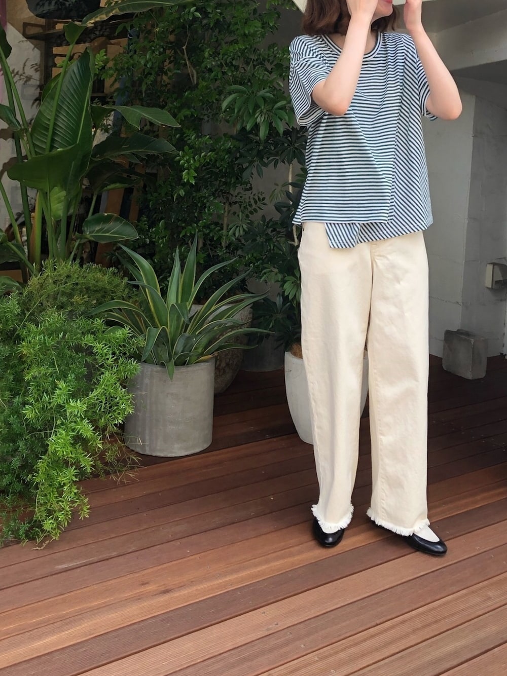 「TEE、ボーダー、グリーン、used、白デニム、マリンルック、フレンチシック、ローファー、フィルデフェール、ootd」｜「FIL DE FERのオーバーラップボーダー　半袖TEE（Tシャツ/カットソー、グリーン系）」を使った、matsudo.さん（レディース・161cm）の春コーディネートの1枚目の写真
