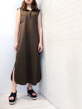 「AULA（アウラ）のアイテム」を使った、レーヴルさん（レディース・164cm）の春コーディネート