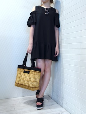 「intoxic.（イントキシック）のアイテム（バッグ）」を使った、レーヴルさん（レディース・164cm）の夏コーディネート