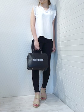 「intoxic.（イントキシック）のアイテム（バッグ）」を使った、レーヴルさん（レディース・164cm）の夏コーディネート