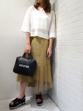 「intoxic.（イントキシック）のアイテム（バッグ）」を使った、レーヴルさん（レディース・164cm）の夏コーディネート