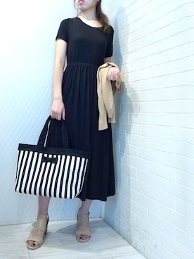 「intoxic.（イントキシック）のアイテム（バッグ）」を使った、レーヴルさん（レディース・164cm）の夏コーディネート