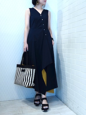 「intoxic.（イントキシック）のアイテム（バッグ）」を使った、レーヴルさん（レディース・158cm）の夏コーディネート