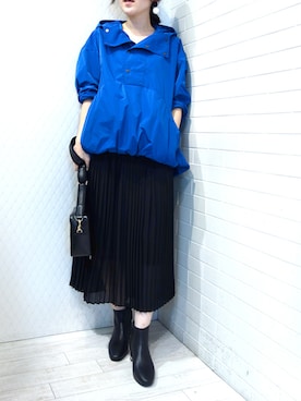 「NINE（ナイン）のアイテム」を使った、レーヴルさん（レディース・158cm）の秋コーディネート