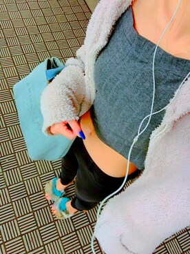 「アイテム（その他アウター）」を使った、tさん（レディース・156cm・10代）の秋コーディネート