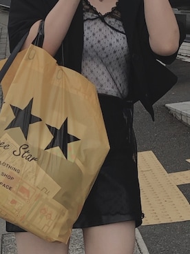 「FEKETE（フェケテ）のアイテム（ジャケット/アウター）」を使った、Emaさん（レディース・161cm）の秋コーディネート