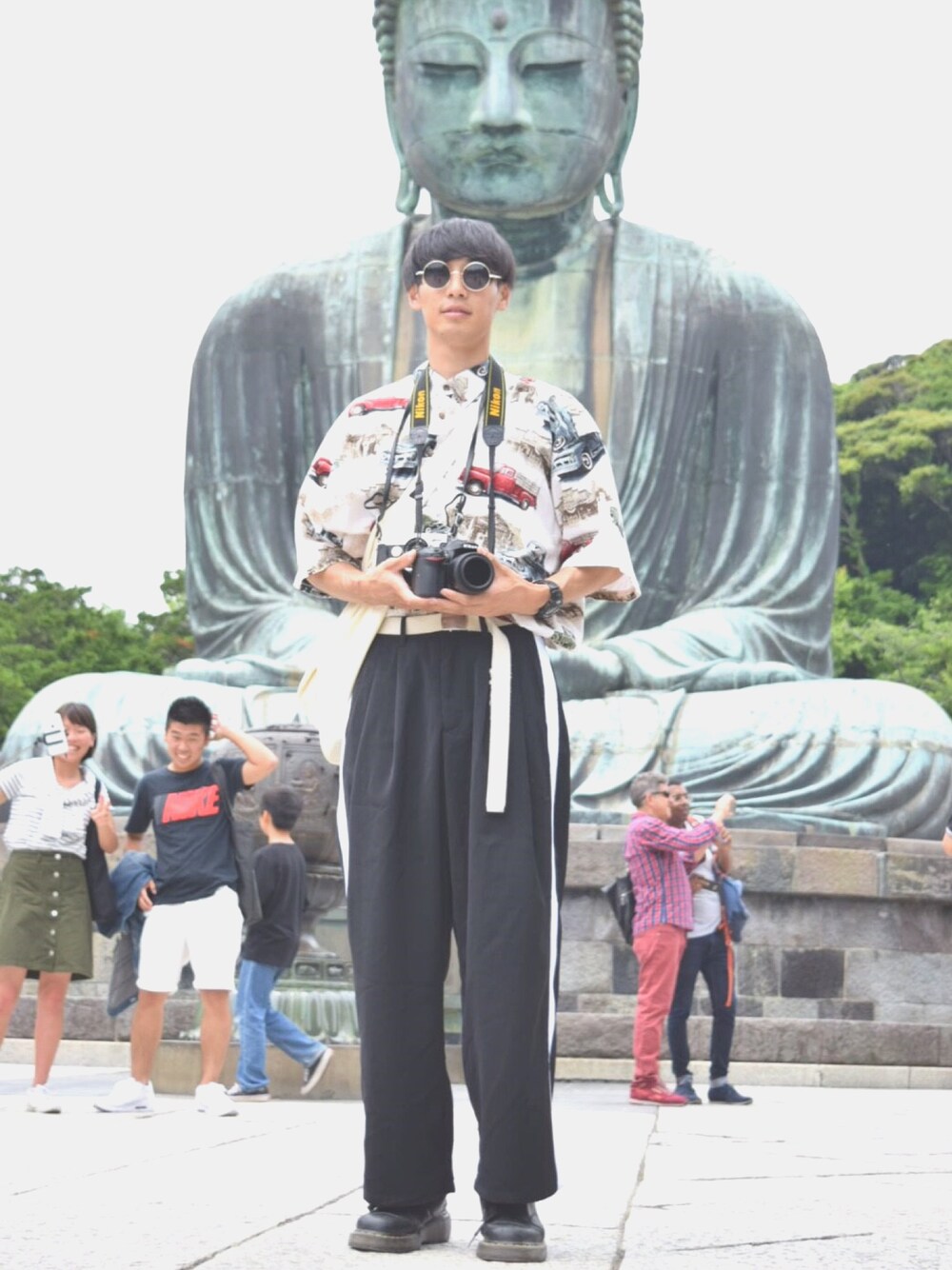 「ラフ、古着、Dr.Martens、鎌倉」｜「COMME des GARCONSのアイテム（ベルト、ホワイト系）」を使った、人間国宝さん（メンズ・177cm）の夏コーディネートの1枚目の写真