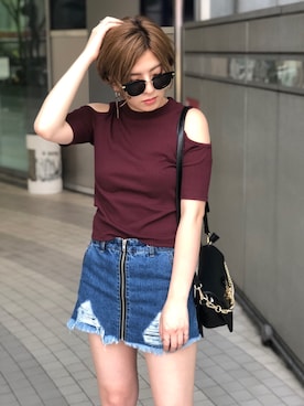 「肌見せ」｜「アイテム（ショルダーバッグ）」を使った、REINAさん（レディース・158cm）の夏コーディネート