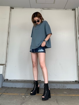 「アイテム（ブーティ）」を使った、REINAさん（レディース・158cm）の夏コーディネート