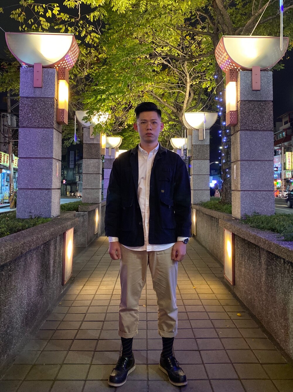 「UNIQLOのアイテム（シャツ/ブラウス、ホワイト系）」を使った、林禮勛さん（メンズ・178cm）の冬コーディネートの1枚目の写真