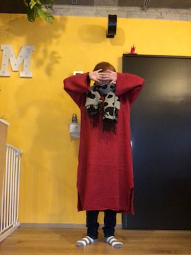「MERLOT（メルロー）のサイドスリットニットワンピ1314（ワンピース、ピンク系）」を使った、めいさんの冬コーディネート