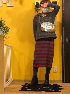 「LeSportsac（レスポートサック）のアイテム（ショルダーバッグ、シルバー系）」を使った、めいさんの冬コーディネート