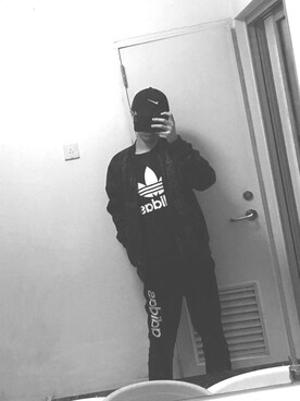 「adidas neo（アディダスネオ）のアイテム（ノーカラージャケット）」を使った、Zailiangさん（メンズ・180cm）の春コーディネート
