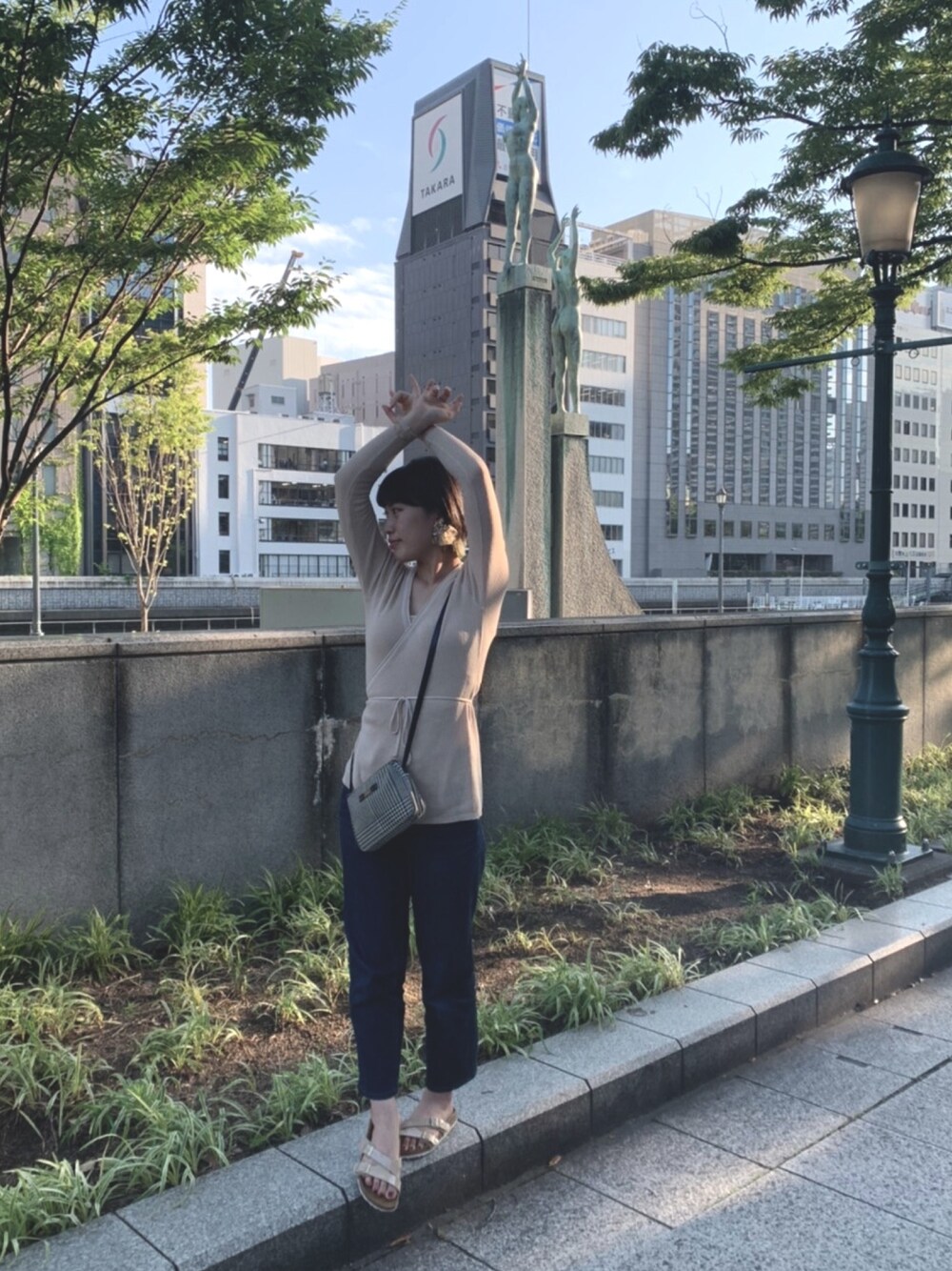 「titivateのアイテム（ニット/セーター、ベージュ系）」を使った、熊猫。さん（レディース・157cm）の夏コーディネートの1枚目の写真