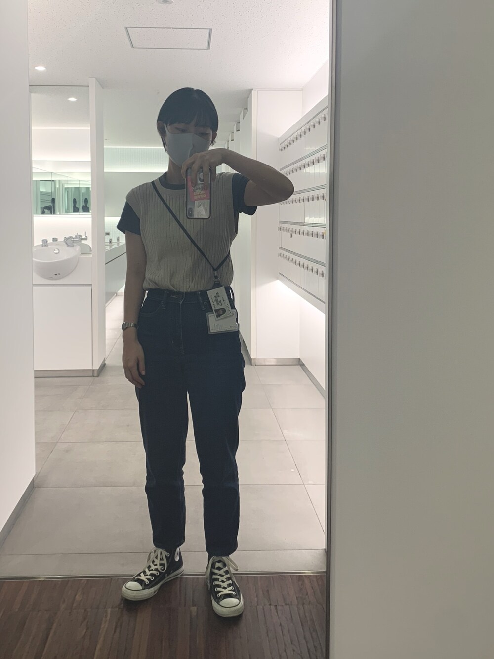 「CONVERSEのconverse（コンバース） ALL STAR HI（オールスターHI）（スニーカー、ブラック系）」を使った、熊猫。さん（レディース・157cm）の秋コーディネートの1枚目の写真
