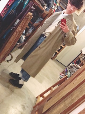 「Levi's」｜「アイテム（トレンチコート）」を使った、kaikiさん（メンズ・170cm）の秋コーディネート