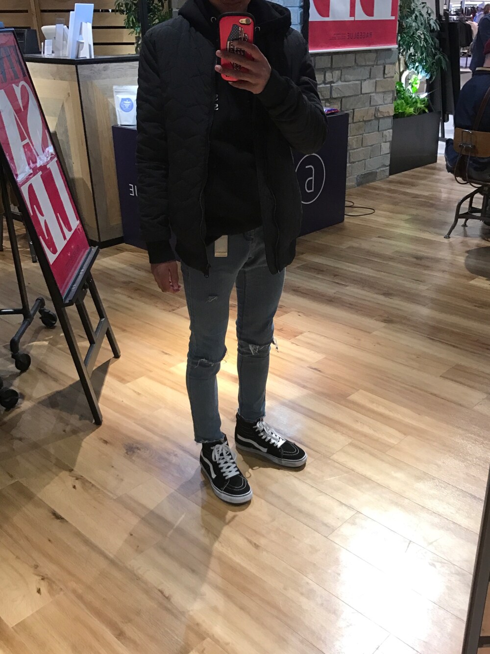 「スキニー、VANS、streetstyle、ストリート、春、カジュアル、stussy、supreme、ANAP、anti social social club」｜「STUSSYのアイテム（キャップ、ブラック系）」を使った、クロさん（メンズ・158cm）の春コーディネートの1枚目の写真