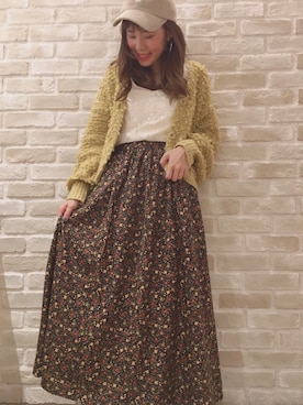 「ループカーディガン」｜ヨシカワさん（レディース・150cm）の秋コーディネート