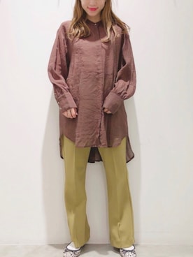 「earth music&ecology（アースミュージックアンドエコロジー）のセンタープレスフレアパンツ ＊（その他パンツ）」を使った、ヨシカワさん（レディース・150cm）の秋コーディネート