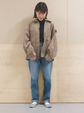 「earth music&ecology（アースミュージックアンドエコロジー）のアイテム（デニムパンツ）」を使った、ヨシカワさん（レディース・150cm）の秋コーディネート