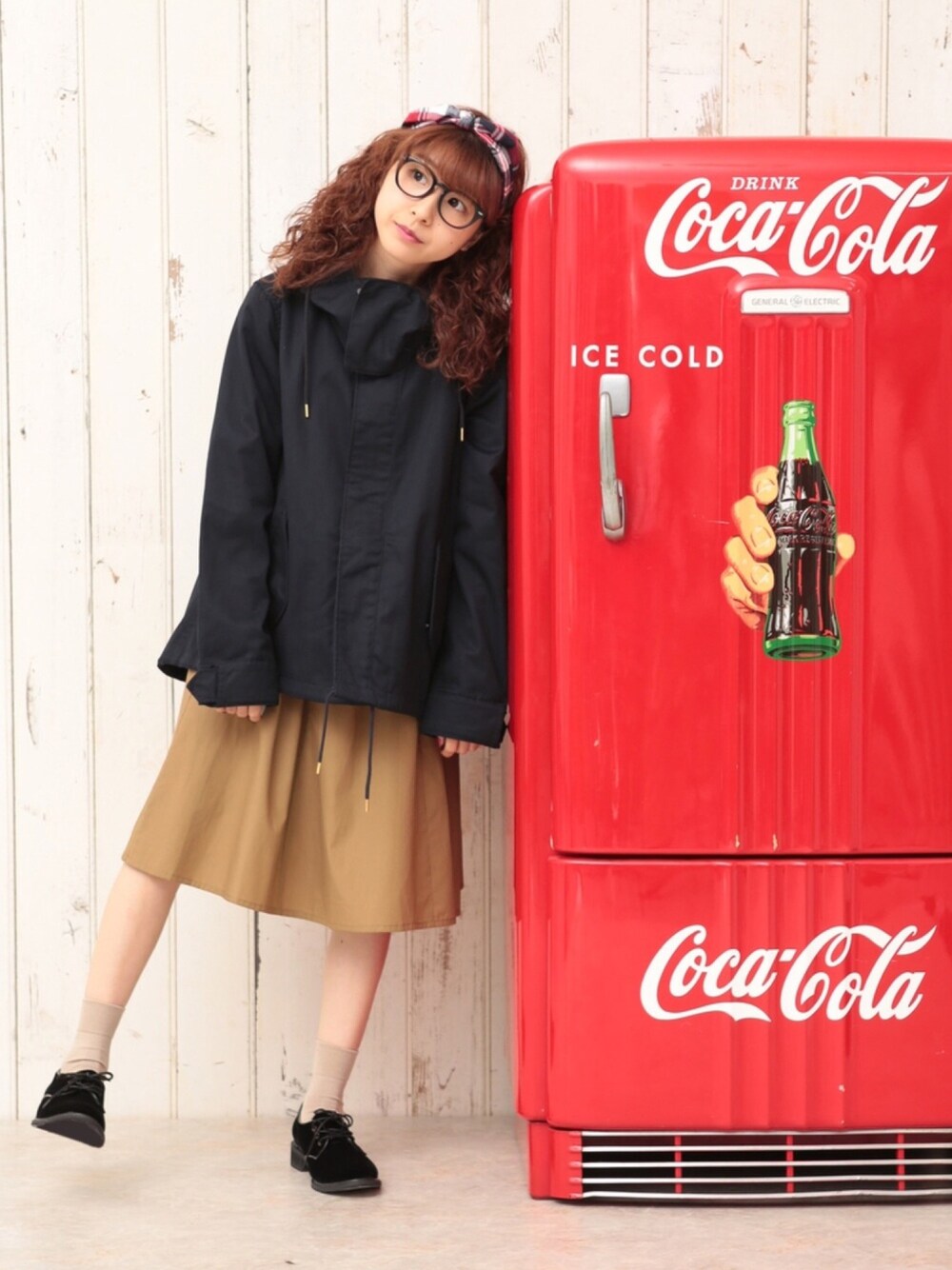 「秋のコーデ、ハロウィンコーデ、wearhalloween2017、大人カジュアル、休日スタイル、casual、シンプル、ハロウィン、ゆるコーデ、雨の日コーデ」｜「cepoのミリタリーフードジャケット（ミリタリージャケット、ブルー系）」を使った、ピタちゃんさん（レディース・152cm）の秋コーディネートの1枚目の写真