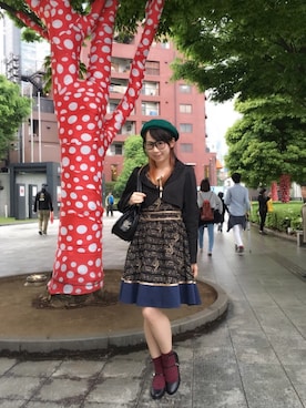 「モスグリーン」｜「アイテム（その他アウター）」を使った、鈴木りぇさん（レディース・156cm）の春コーディネート