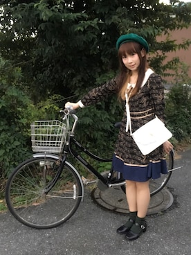 「同窓会」｜「アイテム（ハンチング/ベレー帽）」を使った、鈴木りぇさん（レディース・156cm）の秋コーディネート