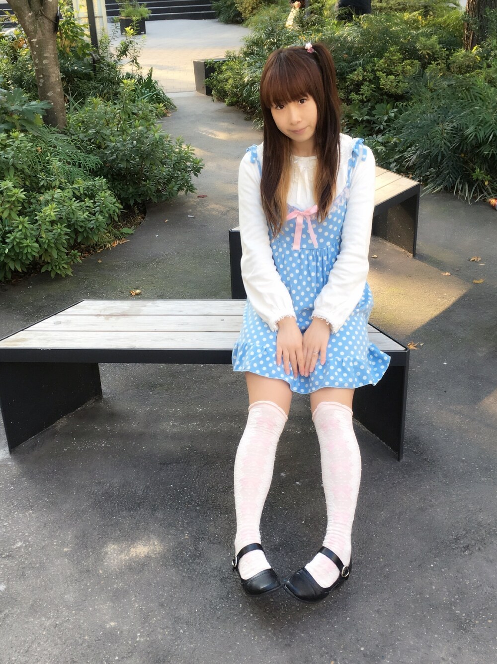 「ootd、ラフ、ピンク、サックスブルー、水玉、ゆめかわいい、原宿、ガーリー、harajuku、ロリィタ」｜「Nile PERCHのアイテム（ワンピース、ブルー系）」を使った、鈴木りぇさん（レディース・156cm）の秋コーディネートの1枚目の写真