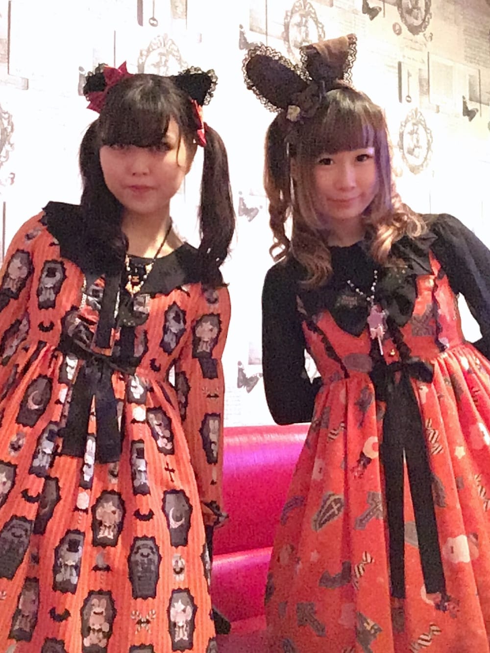 「ハロウィン、双子コーデ、ロリータ、ロリィタ、オレンジ、黒、halloween、lolita、lolitafashion、Kawaii」｜「Angelic Prettyのアイテム（ワンピース、オレンジ系）」を使った、鈴木りぇさん（レディース・156cm）の秋コーディネートの1枚目の写真