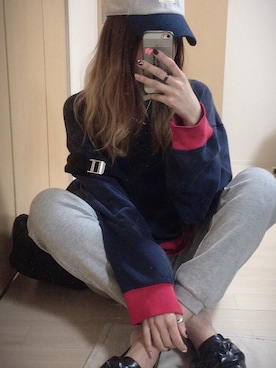 「Abercrombie&Fitch（アバークロンビーアンドフィッチ）のアイテム（スウェット）」を使った、mik_.さん（レディース・162cm）の冬コーディネート